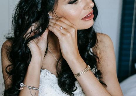 Bride St Ives Harbour hotel makeup